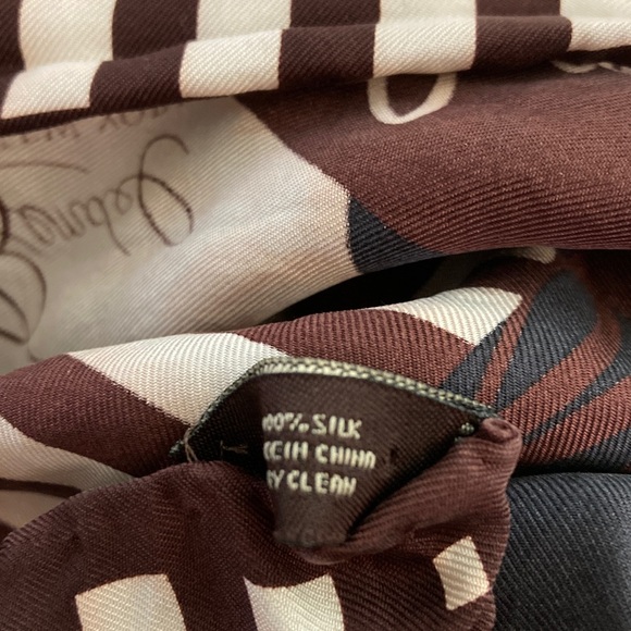 Henri Bendel chocolate Brown patchwork 100%silk scarf old money luxury - Picture 5 of 5